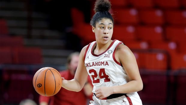 WBB-Skylar Vann